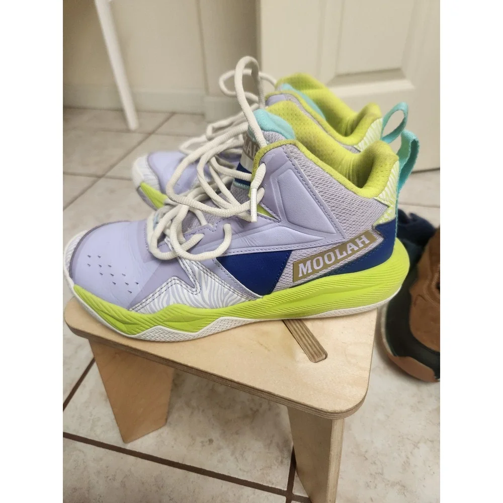 Moolah‎ Kids Basketball Shoes Lilac Lime Green Blue Lace Up Athletic Youth 5